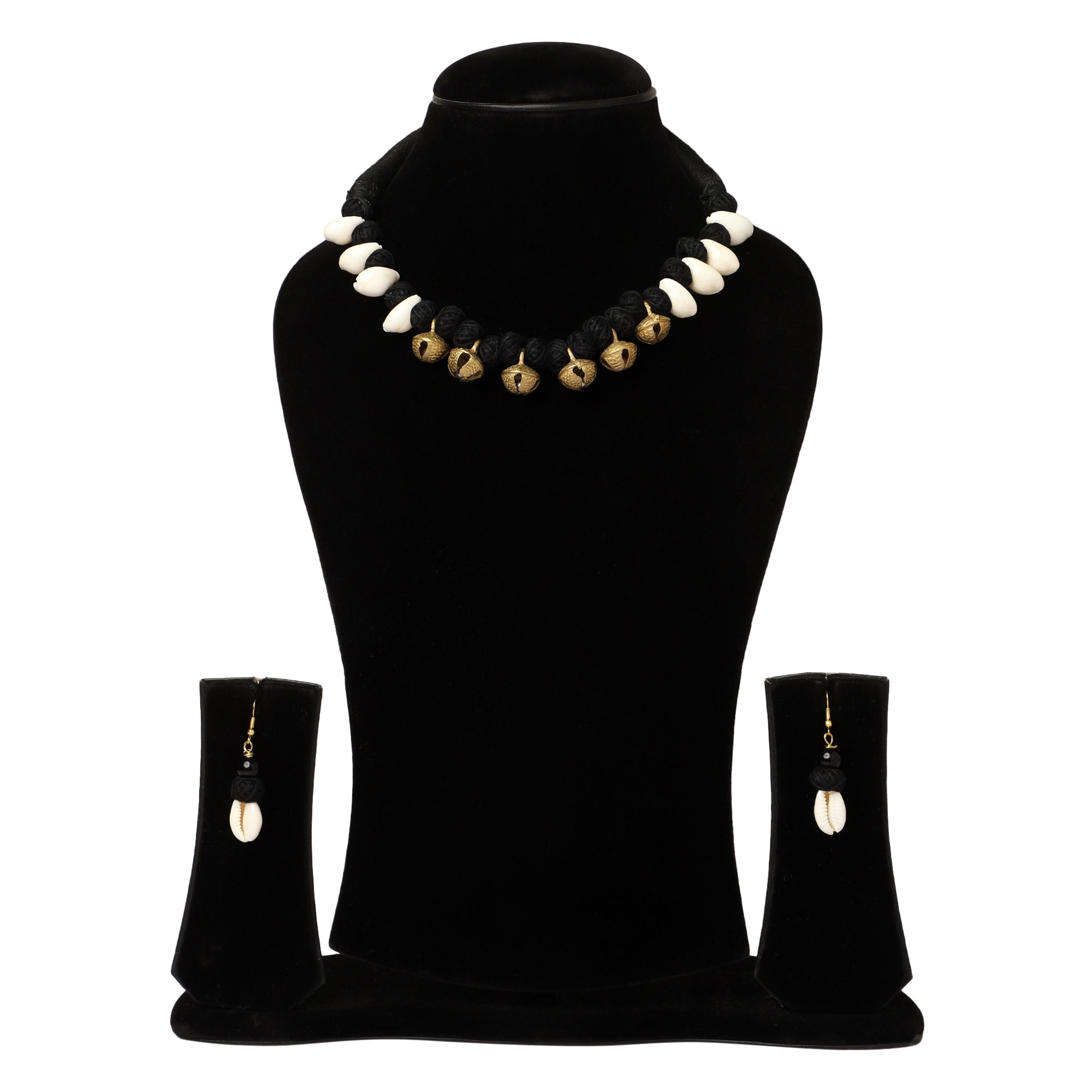 Ghungroo and cowry shell necklace set