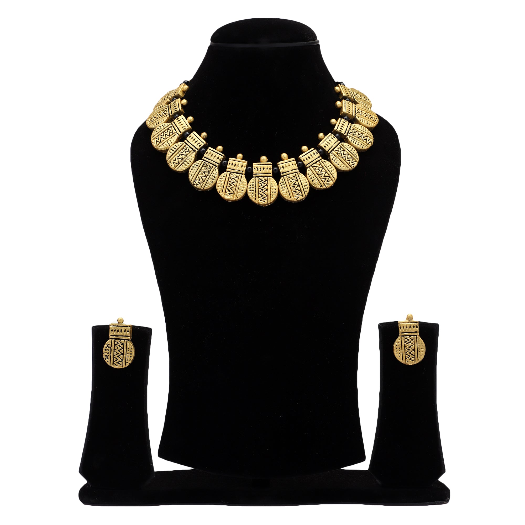 Engraved Teracotta Necklace Set in Gold