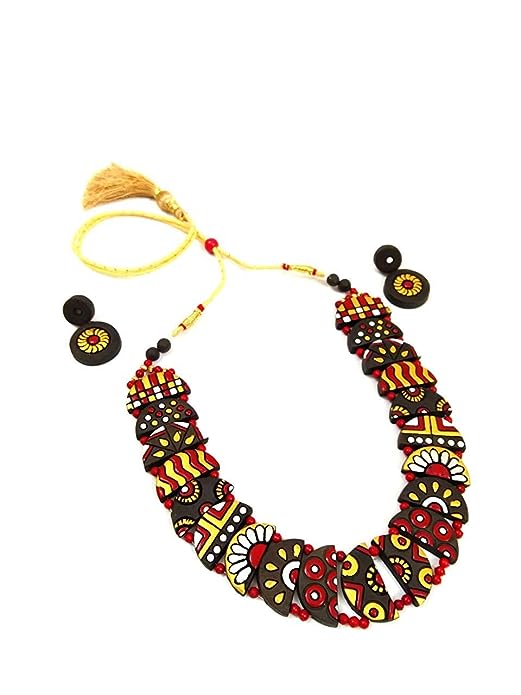 Exclusively Black and red broken design terracotta necklace set