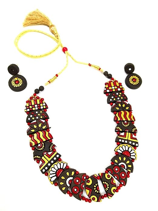 Exclusively Black and red broken design terracotta necklace set