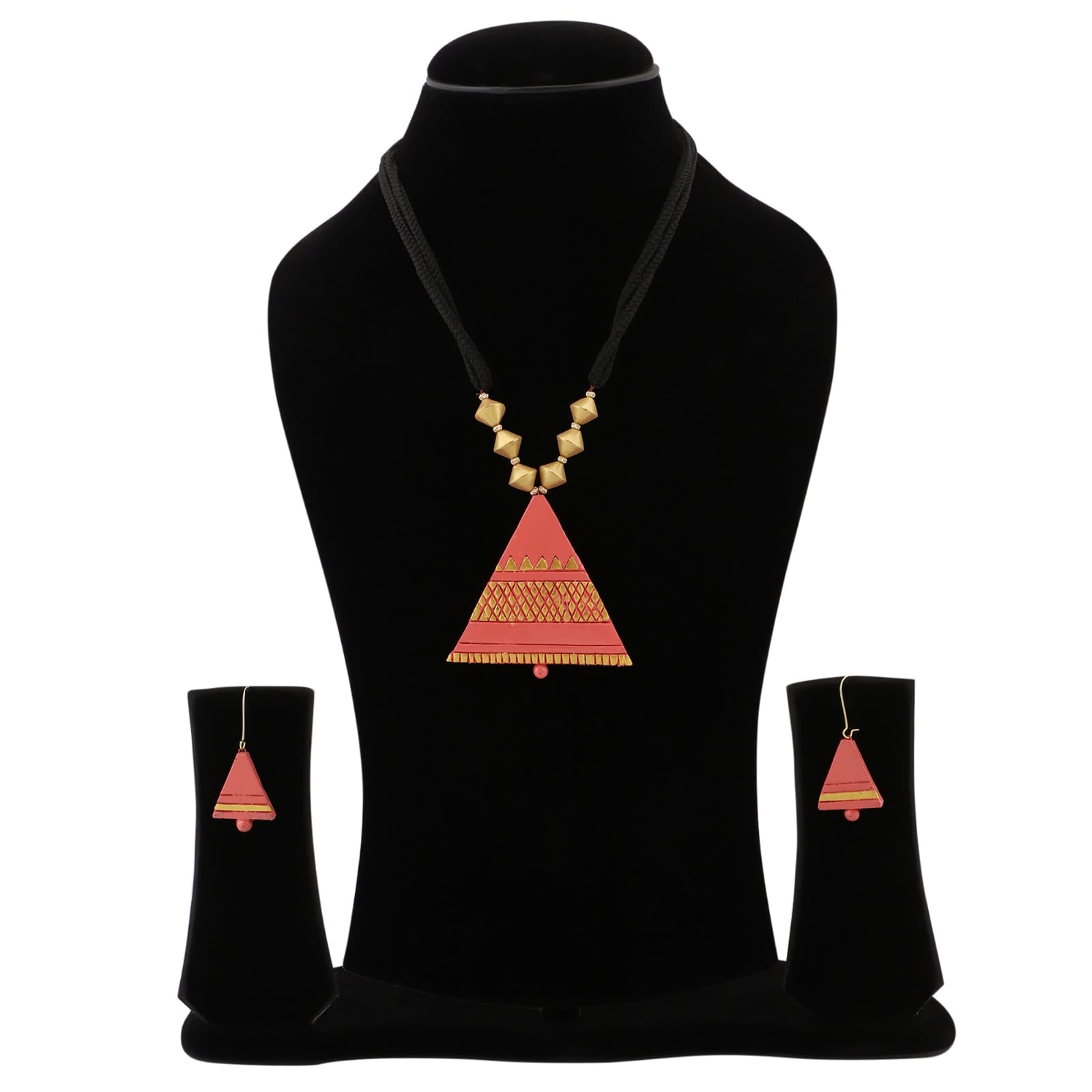 Triangular shape terracotta necklace set - pink
