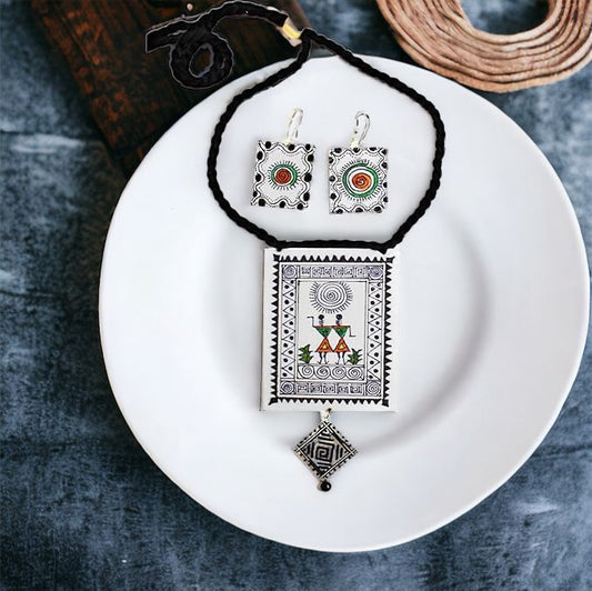 Warli design fabric necklace set