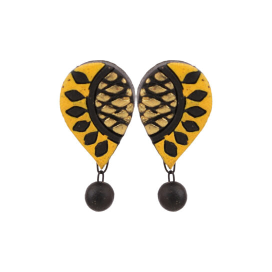 Set of 4 terracotta earrings combo of multicolor studs